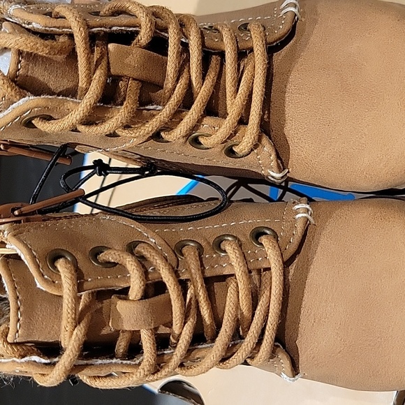 New in Box: ThereAbouts Toddler Girls Lil Piper Memory Foam Stacked Heel Boots - Picture 8 of 13